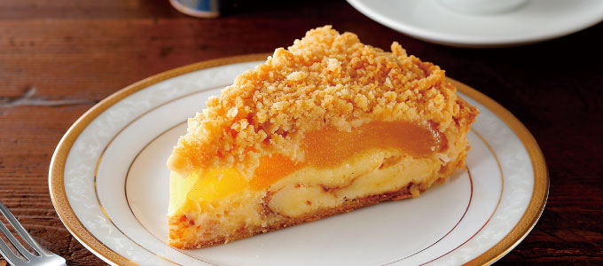 たっぷり国産りんごのぜいたくアップルパイ