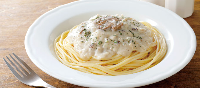 ３種のきのこクリームパスタ