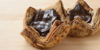 ヘ－ゼルナッツショコラパイ